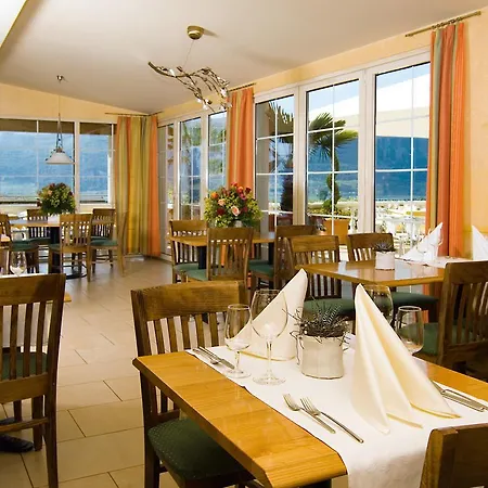 Restaurant-hotel Seeblick 3* Morigen