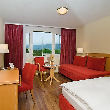 Restaurant-hotel Seeblick 3* Morigen