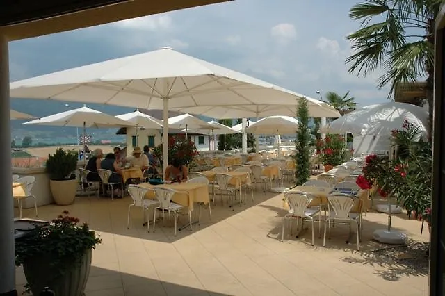 Restaurant-hotel Seeblick Hotel Morigen